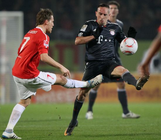 延至凌晨 延至凌晨